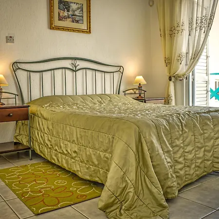 Margo By The Sea Villa