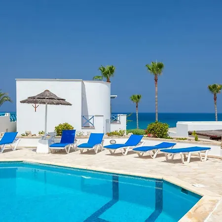 Villa Margo By The Sea *