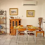 Villa Margo By The Sea *