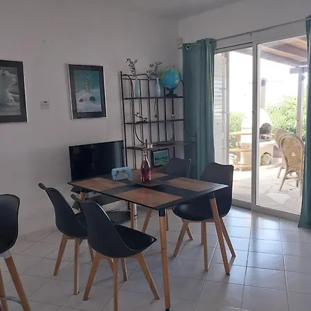 Villa Margo By The Sea Pafos