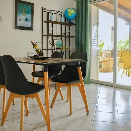 Villa Margo By The Sea Pafos