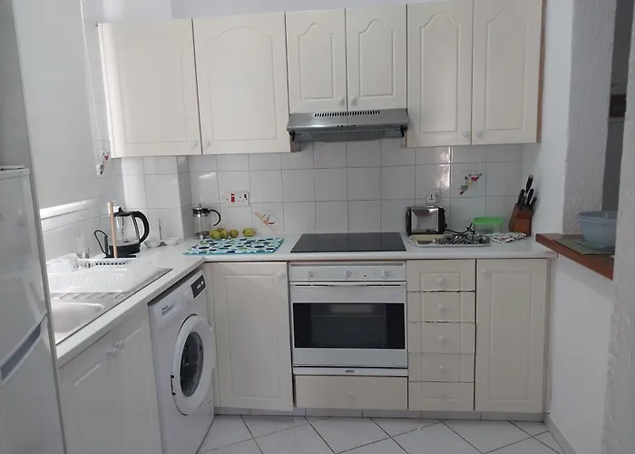 Margo By The Sea Villa *