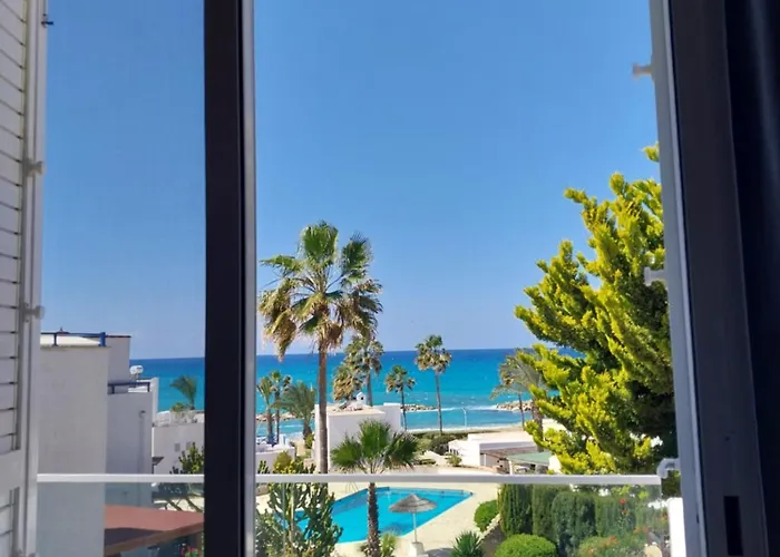 Villa Margo By The Sea *