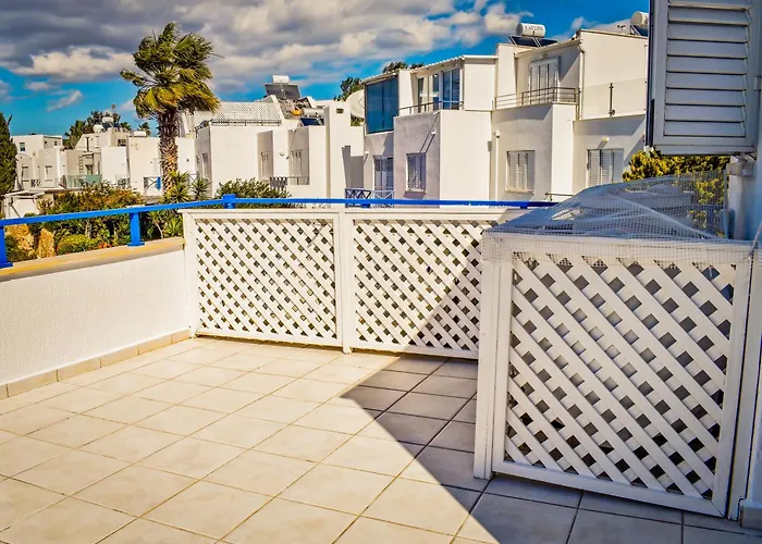 Villa Margo By The Sea Paphos