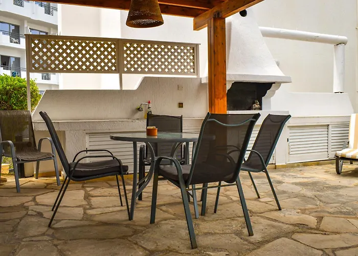 Margo By The Sea Villa *